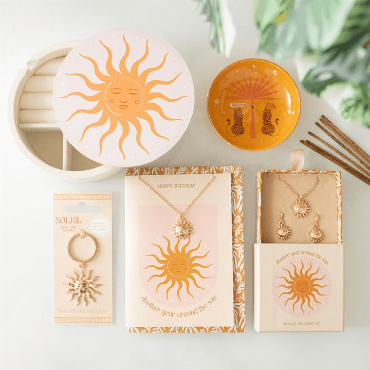 Sun Earring and Necklace Set N/A
