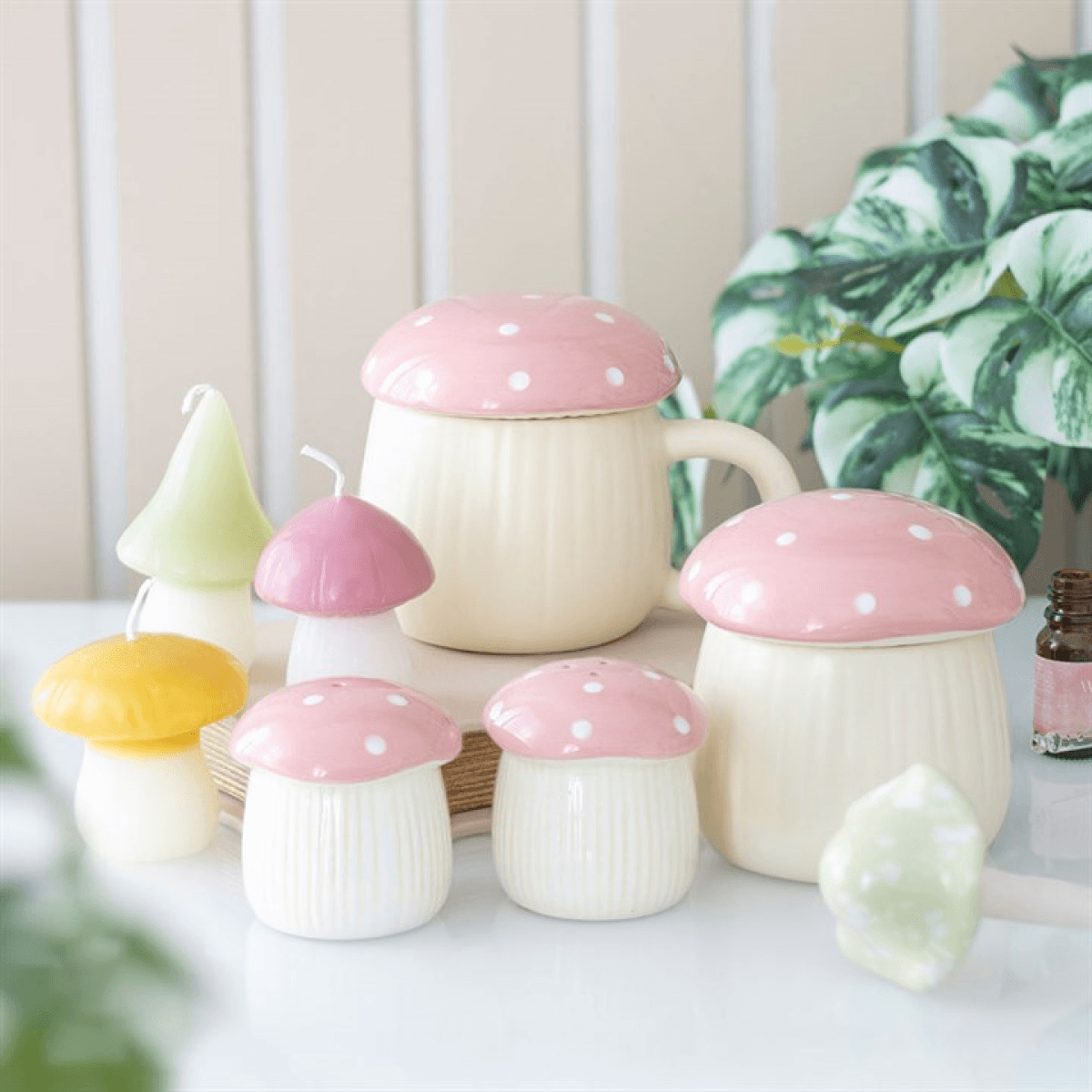 Pink Mushroom Oil Burner N/A