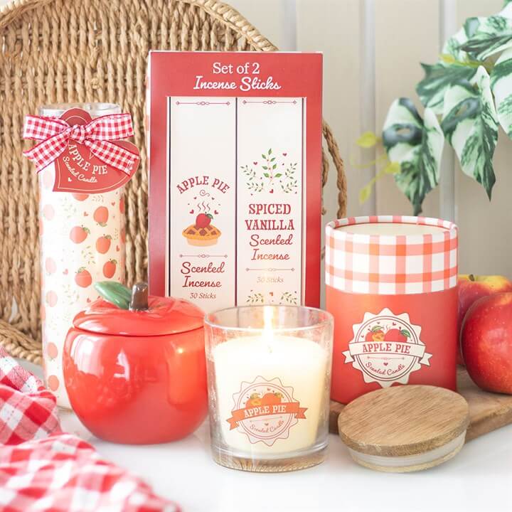 Apple Print Apple Pie Tube Candle N/A