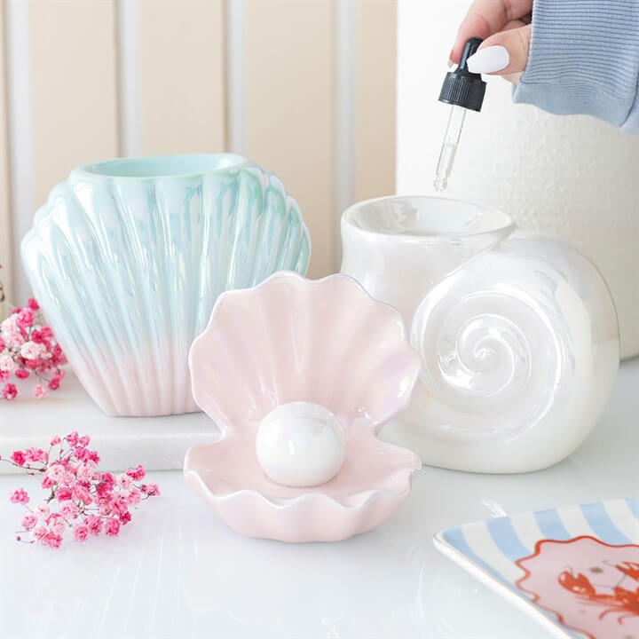 Iridescent Shell Oil Burner