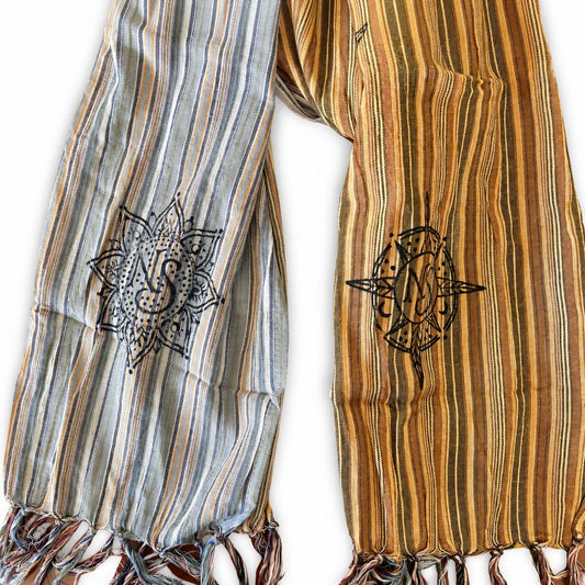 Nomad Sari - Travel Blessing Scarf - 170x50cm - Prayer Flags