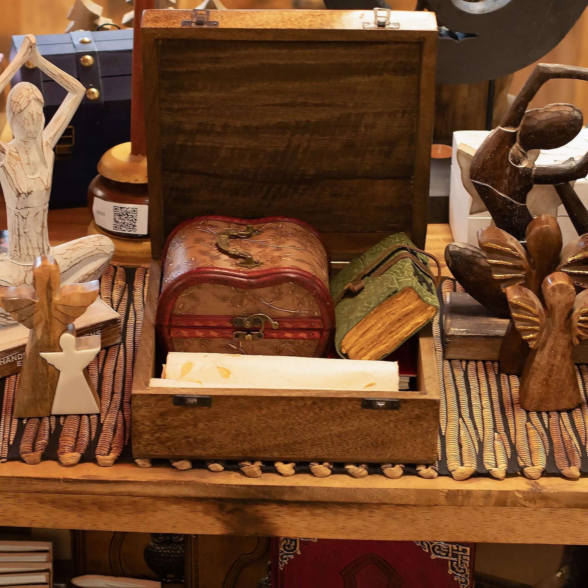 Extra Large Mango Box with intricate lid design, ideal for storing tarot cards and crystals.