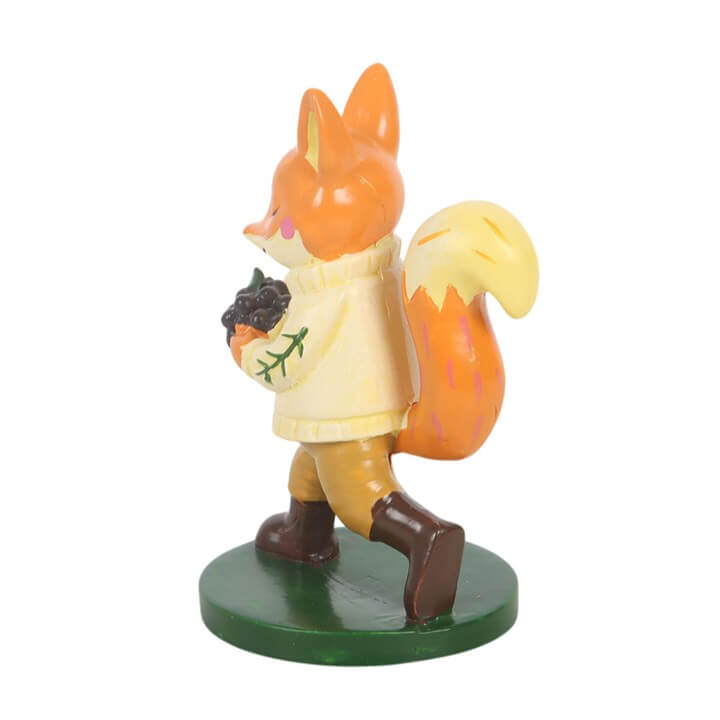 Add a charming woodland accent to your home with the Flynn Fox Ornament, a delightful resin figure that brings warmth and personality to any space. With its playful design and natural appeal, this fox ornament is perfect for creating a cosy, nature-inspir