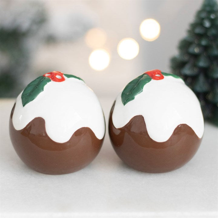 Christmas Pudding Salt and Pepper Shakers – Festive Tableware Set-Sociodigi