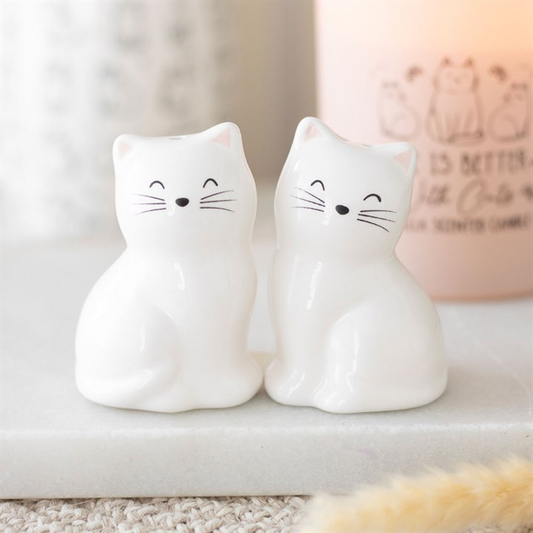 White Cat Shaped Salt and Pepper Shakers N/A