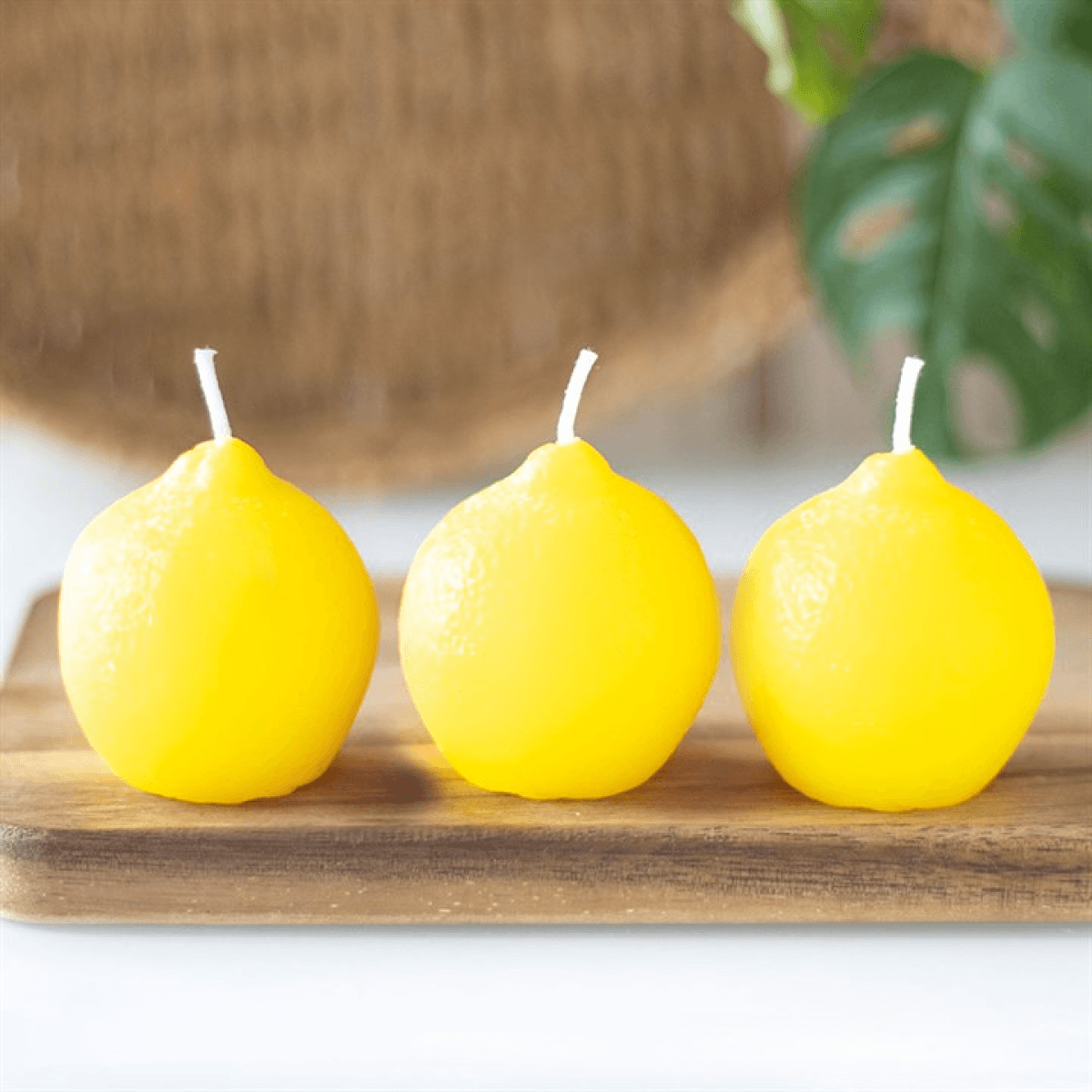 Set of 3 Lemon Shaped Candles N/A