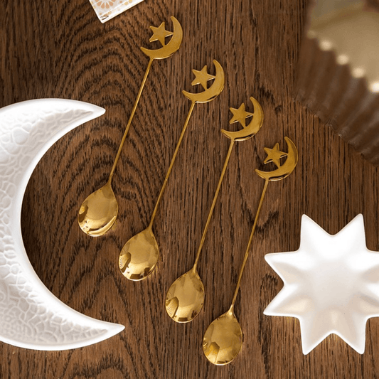 Set of 4 Star and Moon Teaspoons N/A