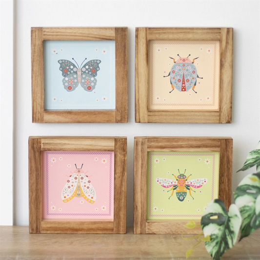 Set of 4 Floral Bug Framed Wall Art Prints N/A